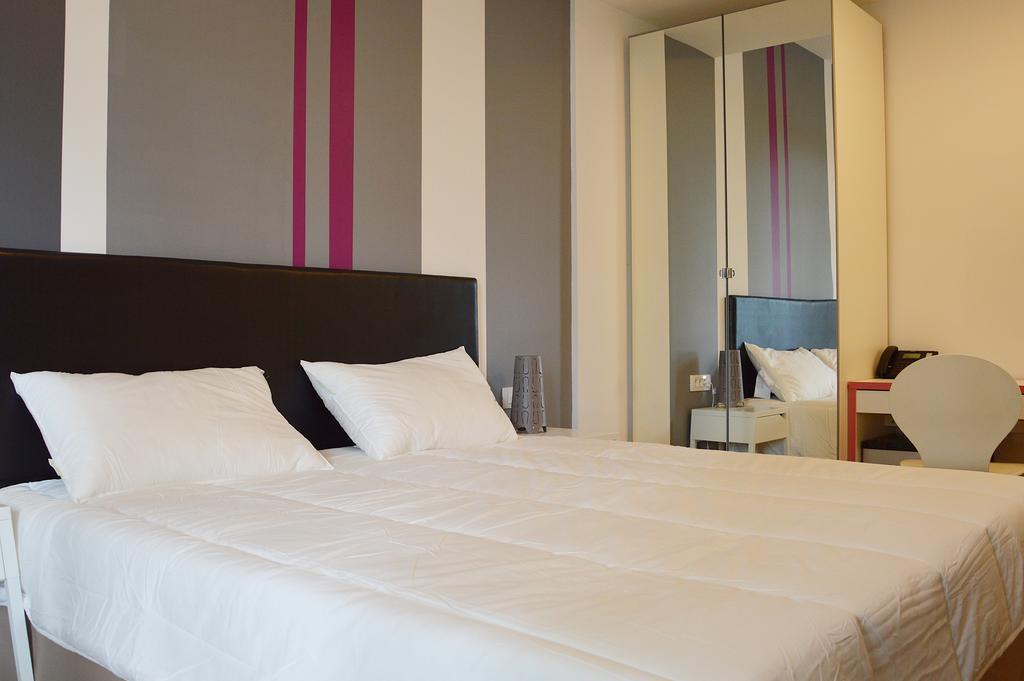 Bed And Breakfast Four Rooms Zadar Phòng bức ảnh